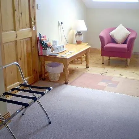 Bed & Breakfast Sea Crest Farmhouse 4*